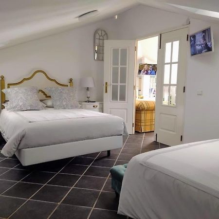Апартаменти Attic Bay Камара-де-Лобуш Екстер'єр фото